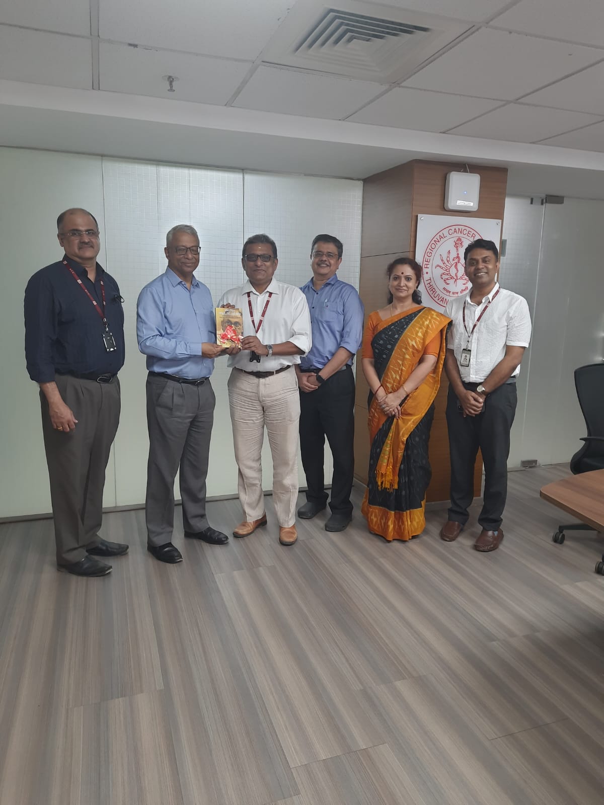 DR A JAYATHILAK, CHIEF SECRETARY, GOVERNMENT OF KERALA VISITS RCC